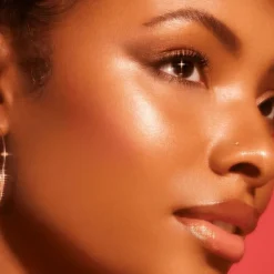 Outlet e.l.f. Halo Glow Contour Beauty Wand Tan/Deep