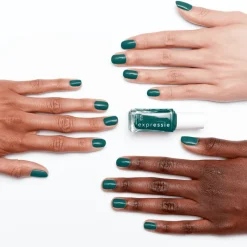 Online Essie Expr Nagellak Groen 420 Streetwear N'Tear 10 ML 420 - Streetwear n'Tear