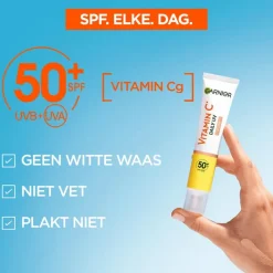 Sale Garnier SkinActive Vitamine C Glowy UV fluid met SPF50 40ML