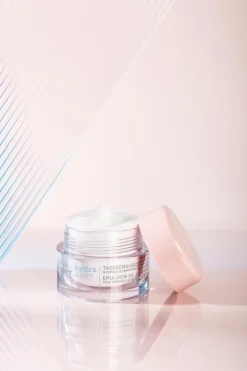 Clearance Louis Widmer Hydraderm Dagemulsie Licht Geparfumeerd 50 ML