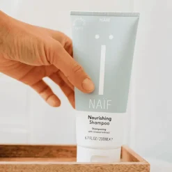 Online Naïf Verzorgende Shampoo 200 ML