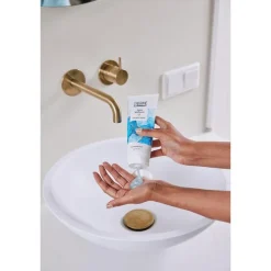 Clearance Therme Aqua Wellness Shower Satin 200 ML